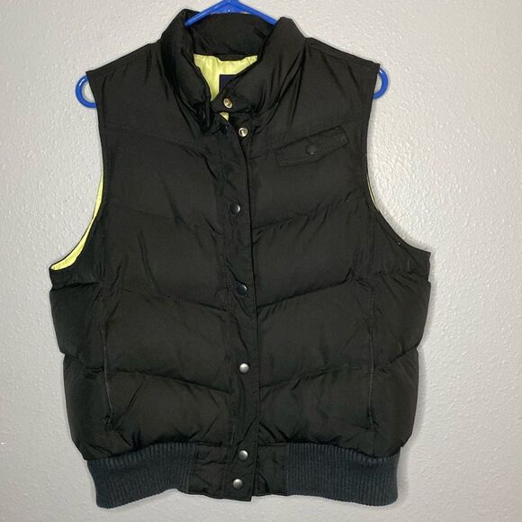 Gap Black Puffer Button Up Goose Down Vest Size Large - Picture 1 of 10